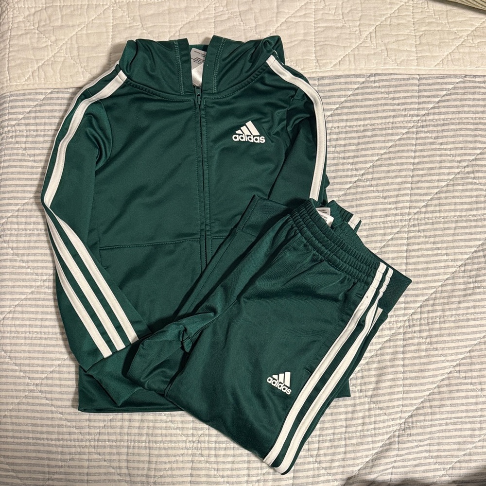 Adidas Dark Green Tracksuit | Boys Tracksuit | 4T Athletic wear
